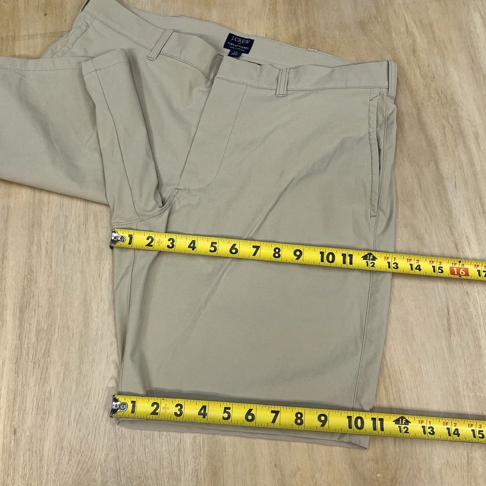 J. Crew Men’s Khaki Beige Casual Shorts
